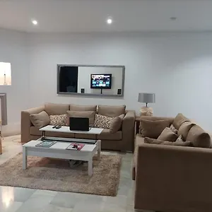 Large 2 Bed Apt Puerto Banus Marina Private Parking Apartment